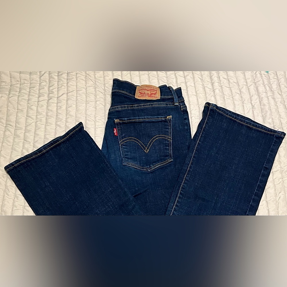 *EUC* Levi Bootcut Jeans